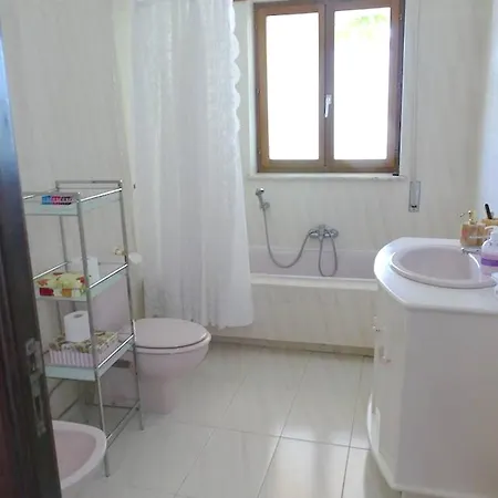 5 Bedrooms House With Private Pool Jacuzzi And Terrace At Salamanca فندق Villamayor (Salamanca)