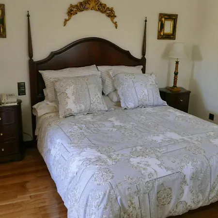 5 Bedrooms House With Private Pool Jacuzzi And Terrace At Salamanca 3* Villamayor (Salamanca)